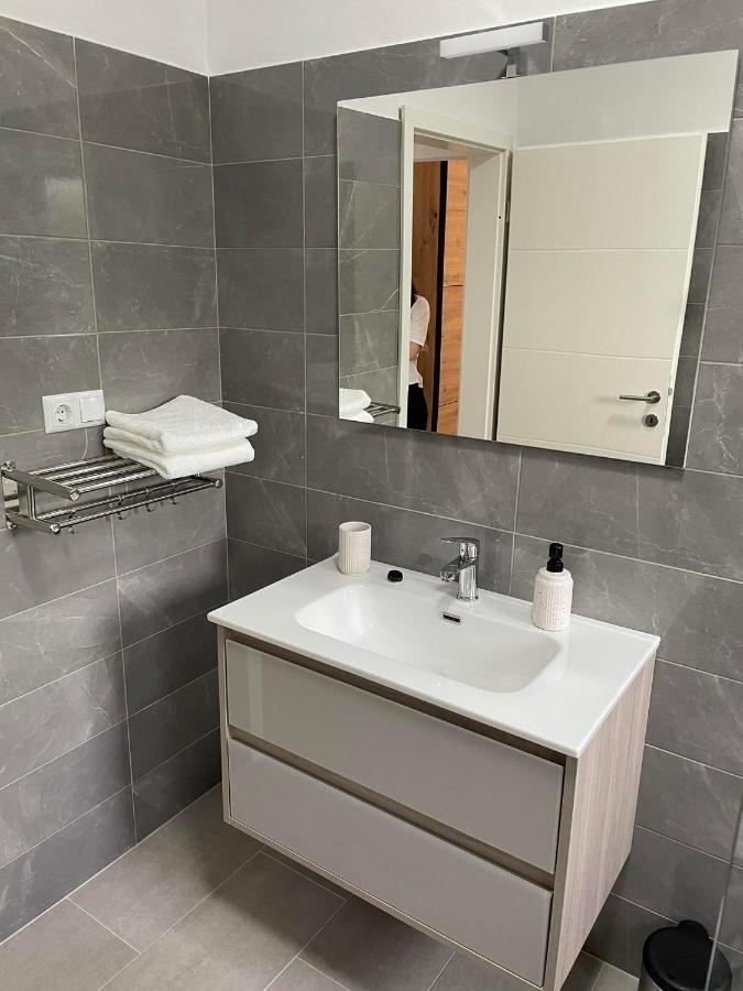 Apartman Ivanica Lukoran ภายนอก รูปภาพ